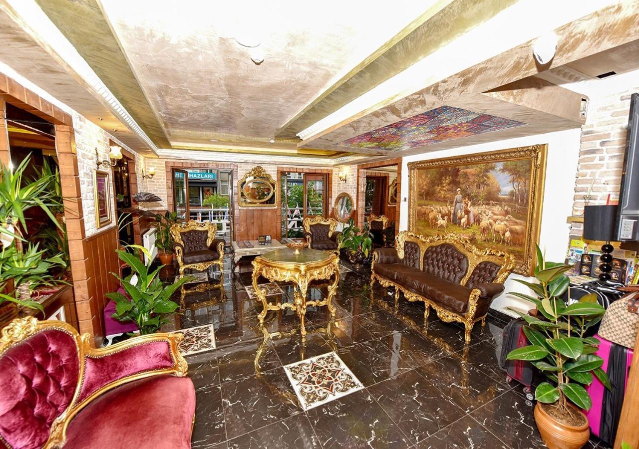 Royal Garden Suite And Hotel Istanbul Exterior photo